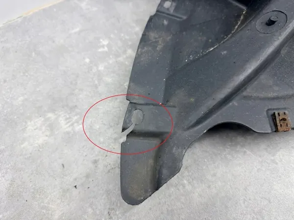 Audi A3 8V Höger Framskärm OEM 8V0821172 image 4
