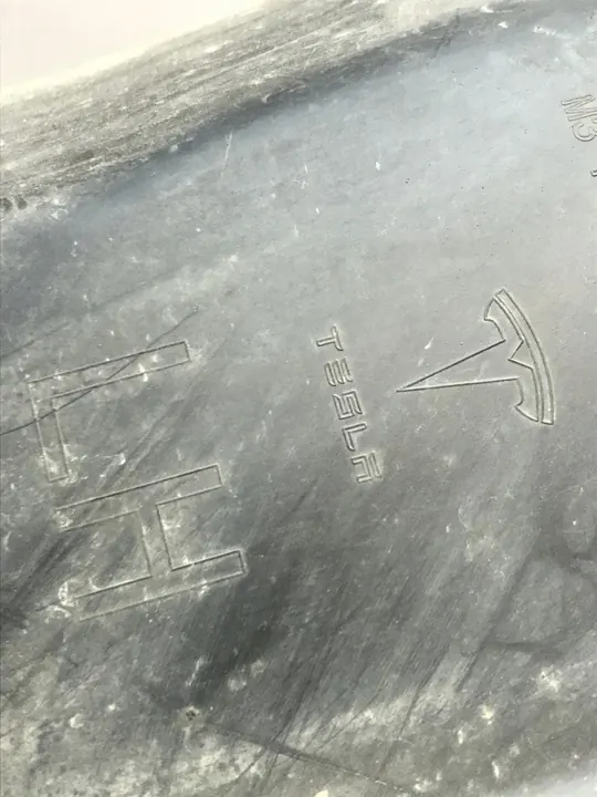 TESLA 3 Front Left Wheel Arch 1081581-00-D image 9