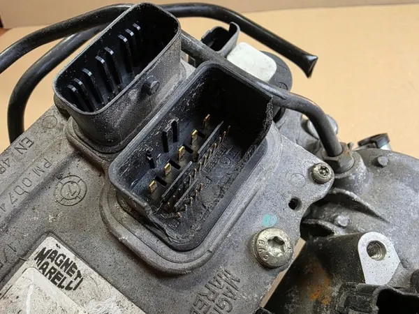 Selespeed Getriebesteuerung CFC300F.01 - Fiat/Alfa image 4