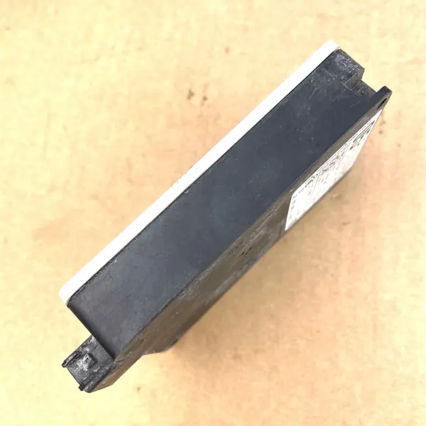 Mercedes A0009052804 radarsensor voor CLA Distronic image 8