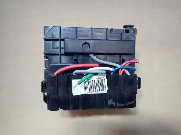 Contrôleur BSM OEM 9659741880 pour Peugeot, Citroën image 3