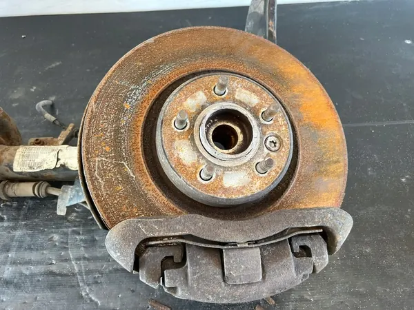 VOLVO V40 II D3 2.0 D Ammortizzatore Sinistro 31360945 image 10