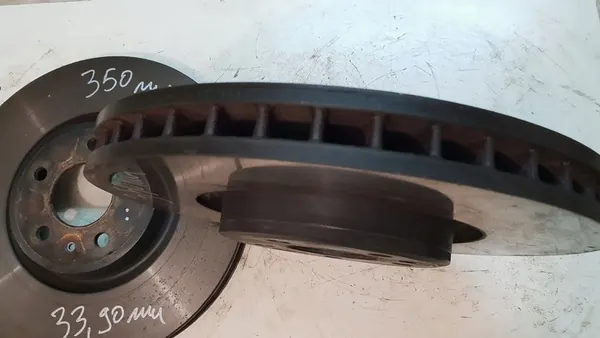 Audi Jarrusarja 350mm Etu 330mm Takana OE 8W0615108AH image 4