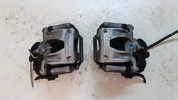 Audi Jarrusarja 350mm Etu 330mm Takana OE 8W0615108AH image 6