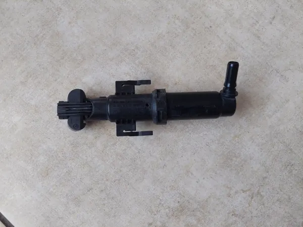 Vasen ajovalopesin OEM 61677377667-8 - BMW 5-sarja image 5