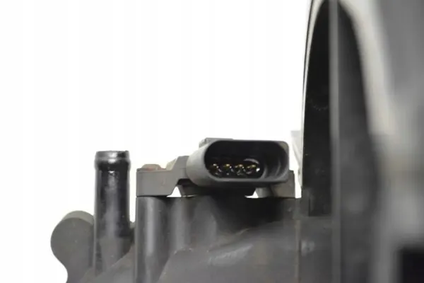 Colector de admisión OEM 03D129743D para Skoda Fabia I 1.2L image 3