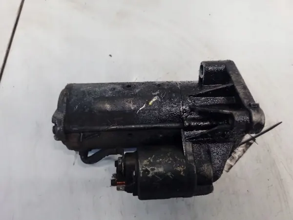 Motor de arranque Volvo S40 2000 1.9L OEM 30620657 image 3