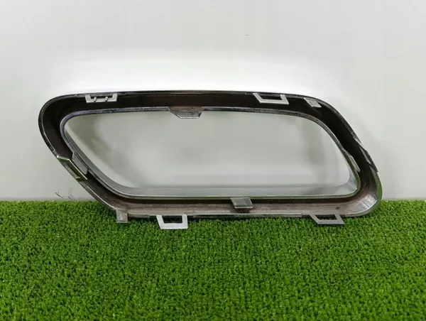 OEM A2068858303 Punta de escape izquierda Mercedes image 10
