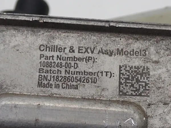 Pompe à chaleur climatisation Tesla Model 3 3D3 3D5 OEM image 10