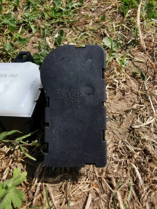 Atuador de fecho de tampa Volkswagen Skoda OEM 1M0959781A image 2
