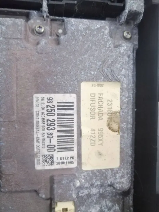 Citroen HUD-display OEM 9825029380 voor C4 SpaceTourer image 7