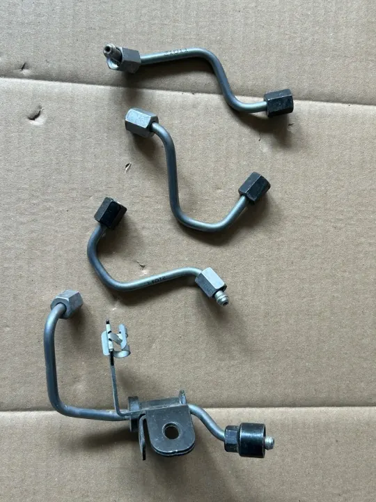 Tubo de inyector OEM RURKA LISTWY ZYGAAUTOCZESCI GRYFINO image 2