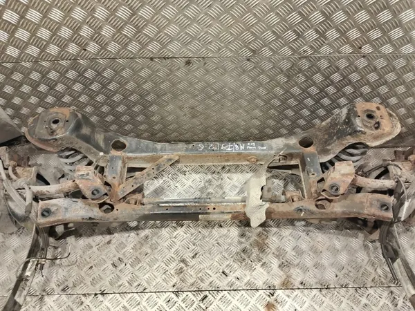 Taka-Akselipalkki OEM Ford Focus MK2 1.8 TDCI image 3