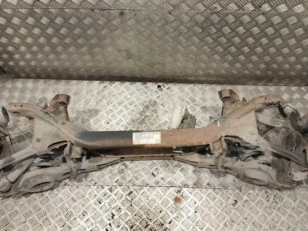 Taka-Akselipalkki OEM Ford Focus MK2 1.8 TDCI image 9