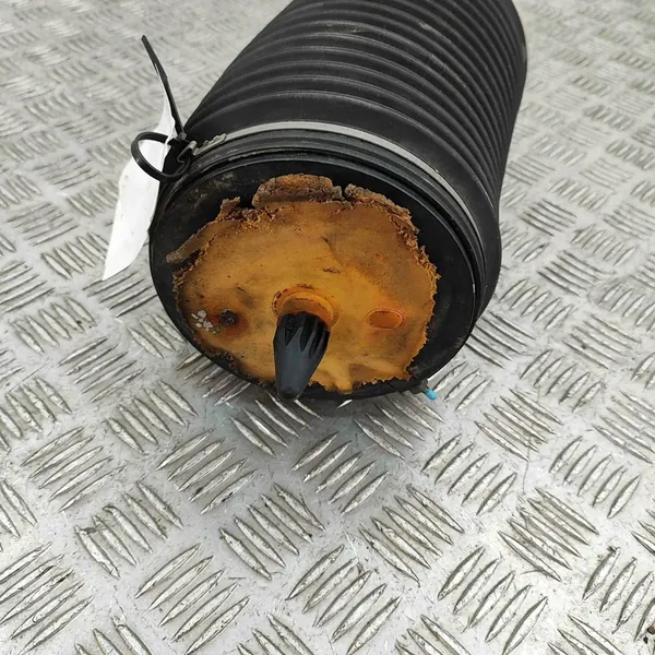 Sospensione ad aria posteriore destra Audi A6 Avant 4G0616002AA image 4