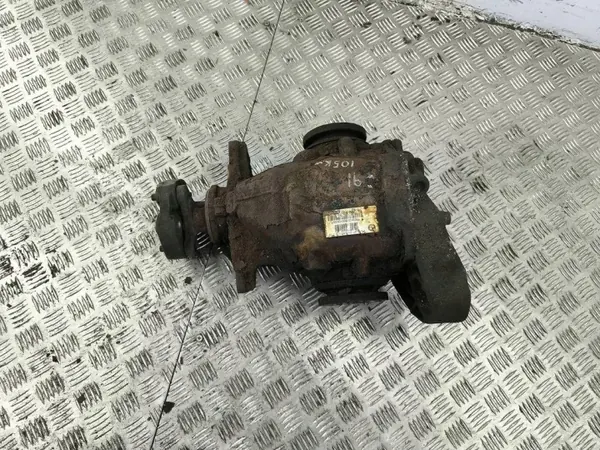BMW 3 Touring E91 Rear Differential 8909100300430007 image 5