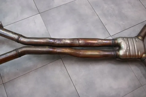 Système d'échappement BMW M5 F90 LCI CS OEM 8092605 image 9
