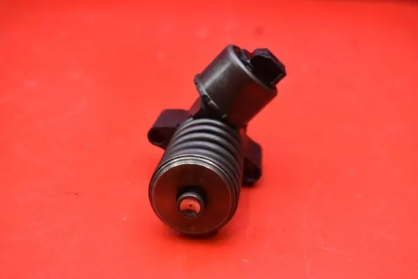 Pompe d'injection OEM 03G130073B pour Audi A3 2.0 TDI image 5