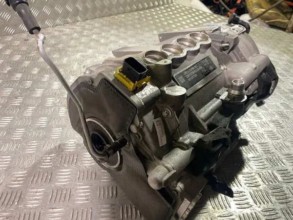 Jaguar I-PACE elmotor J9D3-75764-AG OEM image 5