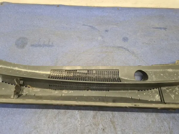 Toyota OE SIMAR-58729- Käytetty tuulilasin tiiviste image 3