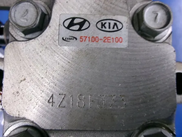 Bomba de direção HYUNDAI TUCSON I JM 2.7 V6 AWD 57100-2E100 image 5