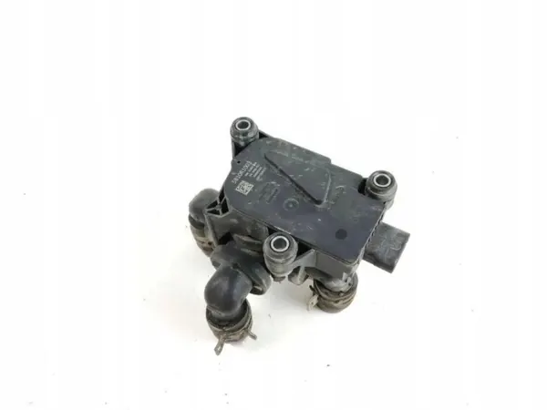 Audi watercirculatiemotor 4KE963375H Gebruikt image 3