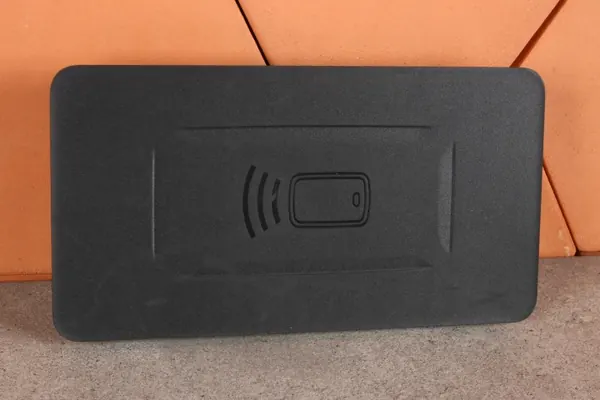 BMW NFC-Lesemodul OEM 5A0D8A8 - Gebraucht image 2