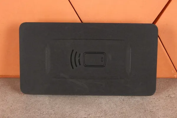 BMW NFC-Lesemodul OEM 5A0D8A8 - Gebraucht image 3