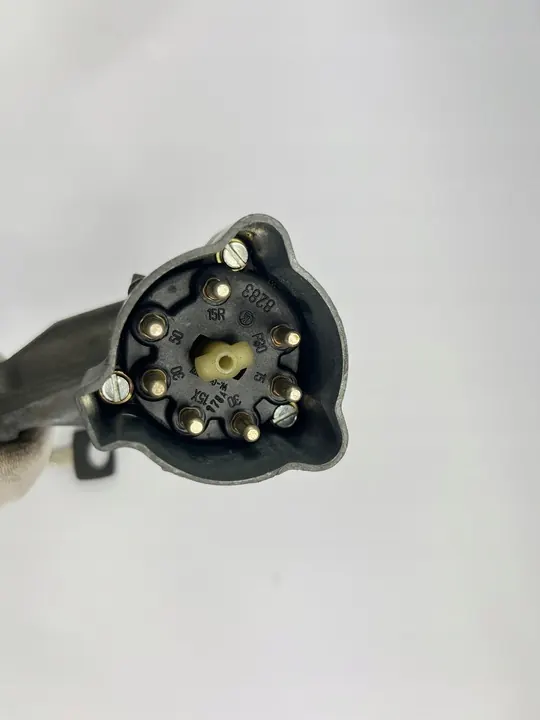 Sytytyskytkin avaimella Mercedes W124 1985-89 image 10