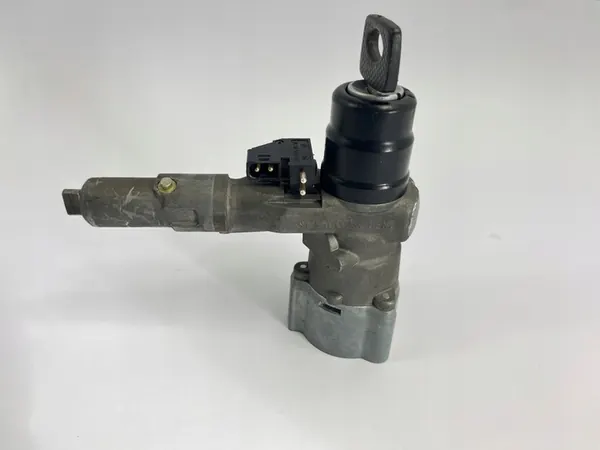 Sytytyskytkin avaimella Mercedes W124 1985-89 image 6