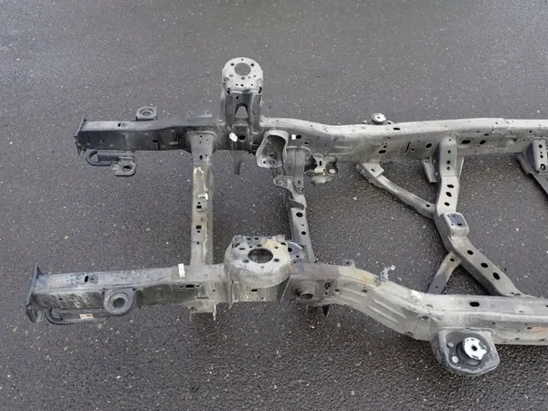 Châssis Ford Ranger OEM - Avant & Arrière Occasion image 10