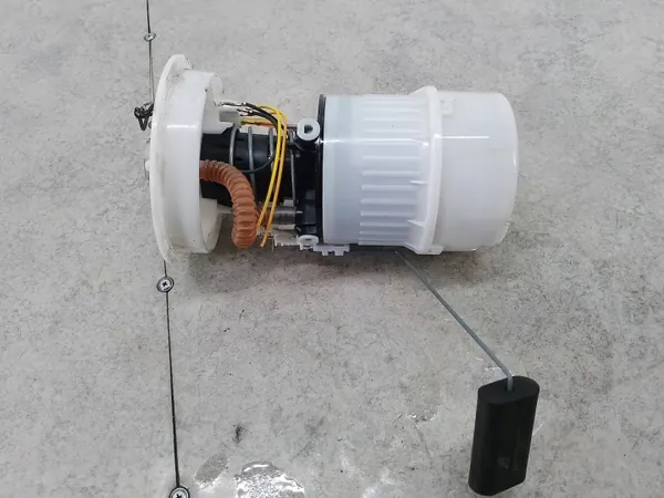 Bränslepump OEM 6N51-9H307 för Volvo V50 1.8 16V image 7