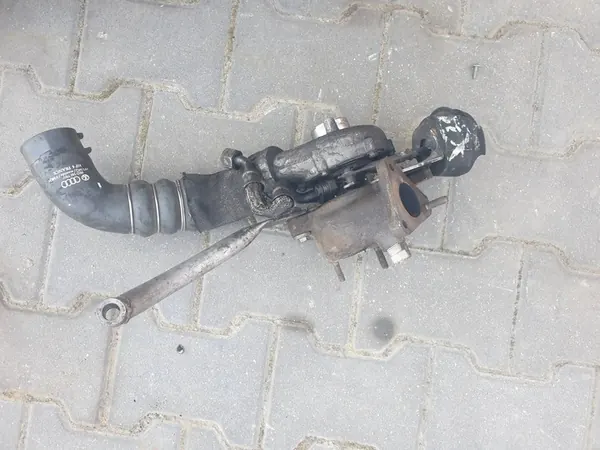 AUDI A6 C6 2.0 TDI Turbo 03G145702F image 6