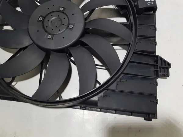 Kylarrubrik Mercedes ML W164 GL X164 W251 850W A1645000393 image 3