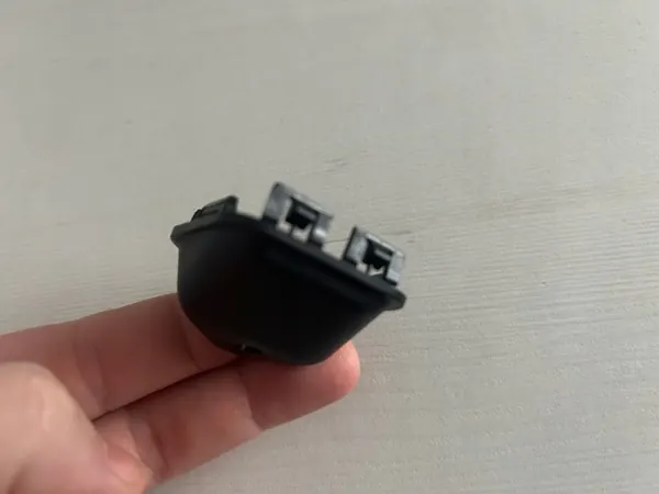 BMW OEM 51127488293 Cache Caméra Arrière Inférieur image 7