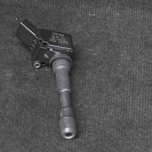 Bobina de ignição Audi A3 S3 8V 2014 image 3