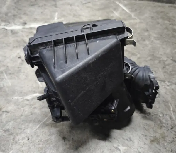 Luchtfilterhuis OEM P21 voor Toyota Yaris IV image 5