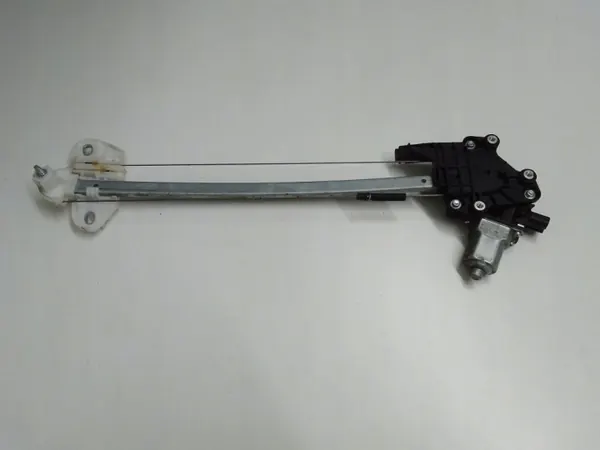 Handmatige achterruitregelaar OEM CM012350 image 3
