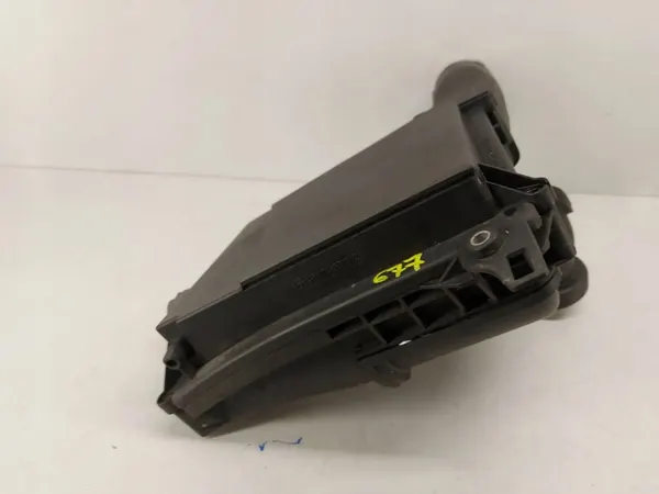 Mercedes-Benz CL C216 AMG Ilmansuodattimen kotelo image 2