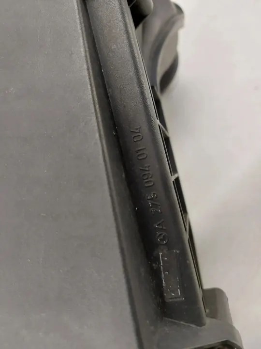 Mercedes-Benz CL C216 AMG Ilmansuodattimen kotelo image 4