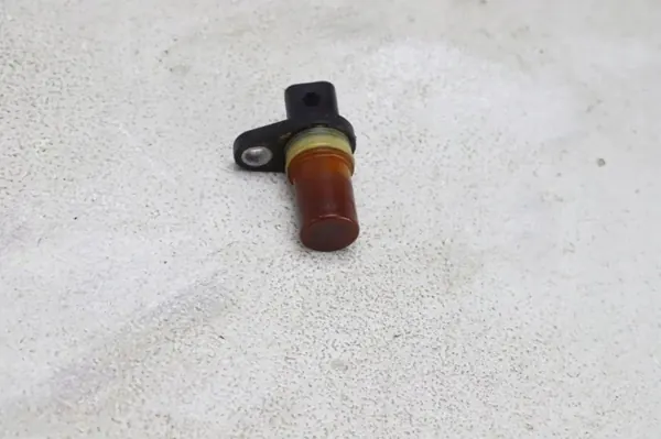Sensor de cigüeñal VW OEM 06K906433B image 4