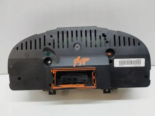 Speedometer 1T0920863F VW Caddy III 2.0 108HP image 5