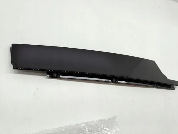 Cache pilier B Porsche Macan gauche avant OEM 95B853317J image 3