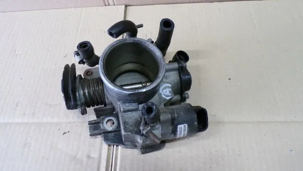 Drosselklappe Lada Kalina 1.6B OEM image 2