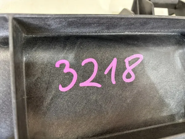 Tesla Kylarrubrik för Model 3, S, X, Y - OEM 107708400E image 2