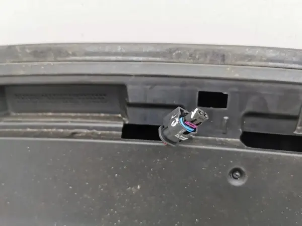 Skoda Octavia IV Bakspoiler OEM 5E7827878B image 3