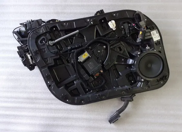 OEM 31349762 ovenpaneeli lukolla - vasen etu image 2