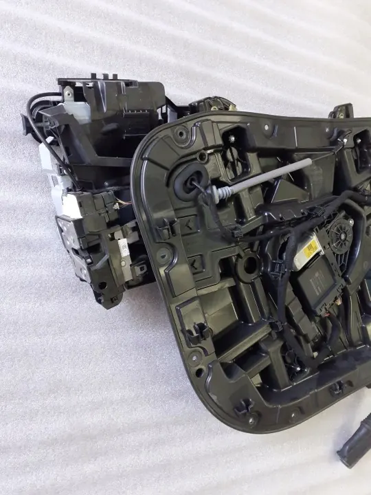 OEM 31349762 ovenpaneeli lukolla - vasen etu image 3