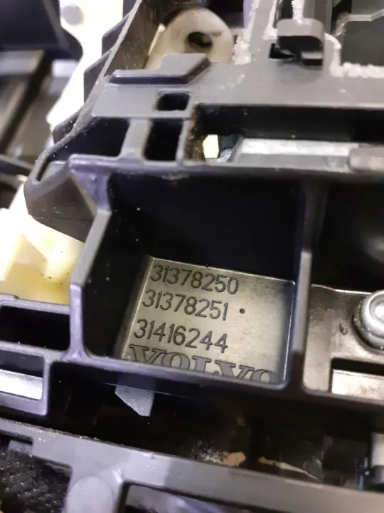 OEM 31349762 ovenpaneeli lukolla - vasen etu image 5