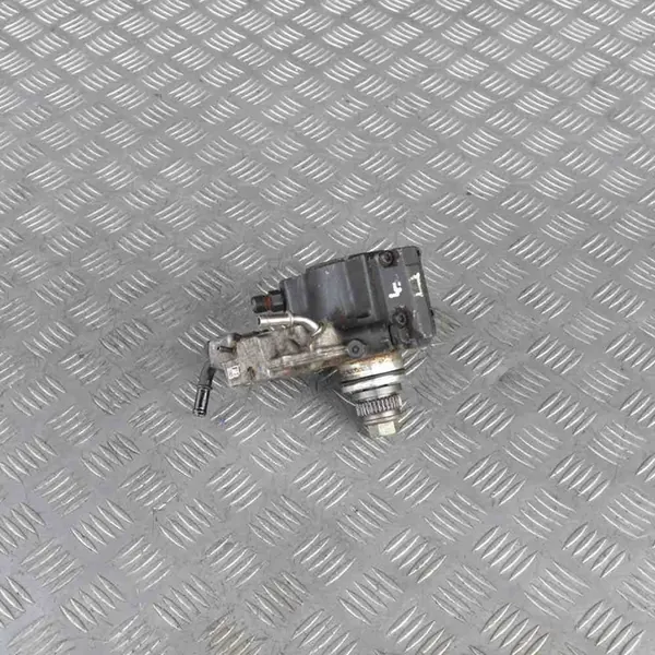 Bomba de combustible Mercedes-Benz E (W212) 2.2L OEM 28249008A6510700901 image 2